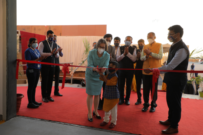 412779 696x464 - B Medical Systems weiht neue Fabrik in Indien ein